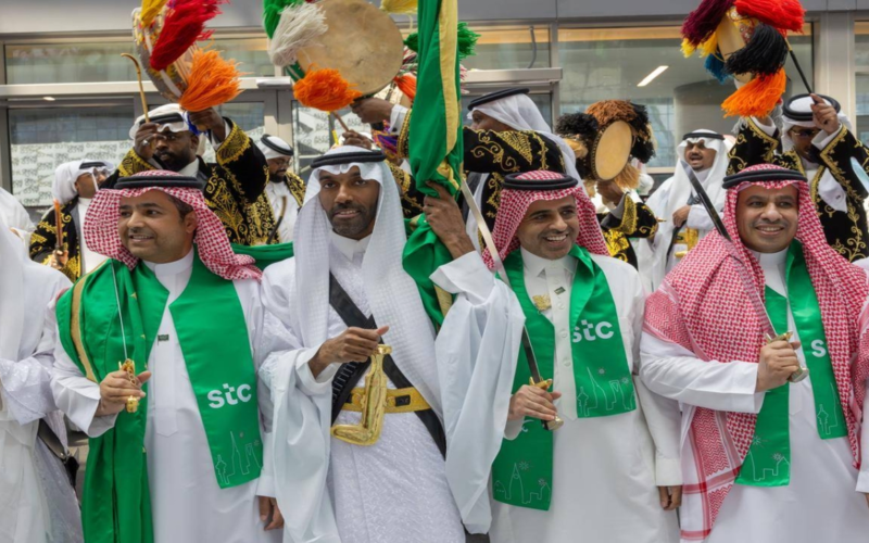 stc تخطف الأنظار بحملة اليوم الوطني 95 وإبداع موظفيها يصبح حديث الإعلام